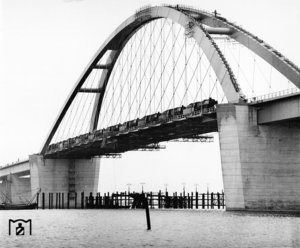 Мост нагрузки1963.jpg