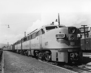 up-607_PA-1_with-train_butte-montana_aug-1955_jim-shaw-photo-XL.jpg