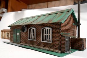 Со стороны перрона