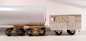 Рядом с монстро