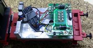 Со снятым корпусом. Заводской разъем паяный как &quot;на коленке&quot;