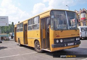 vmestitelnyi_avtobus_ikarus_260.jpg