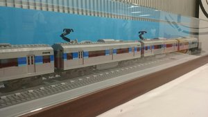 Лего-модель Японского поезда метро