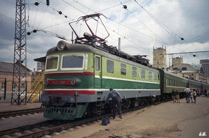 800_1997_Харьков_поезд Севастополь Санкт-Петербург.jpg