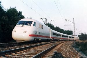 Электровоз 410 001