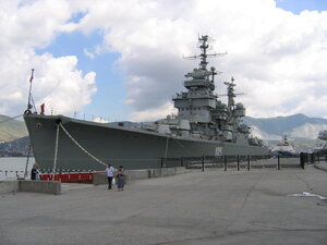 Mikhail_Kutuzov_(cruiser).jpg