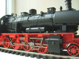 Правая сторона с водоподогревателем.