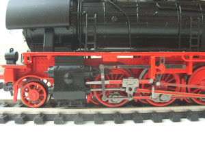 ПРМ из металла. Трубы песочниц в плоскости катания колёс.