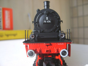 Вид спереди.