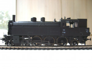 Левая сторона.