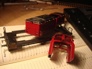 красил автоэмалью