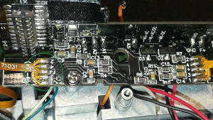 Piko52747_pcb2aa.jpg (552.55 Кіб) Переглянуто 7545 разів Розвертаємо шлейф на 180* зі сторони капота