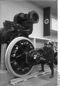 Bundesarchiv_Bild_102-15748,_Ausstellung__Deutsches_Volk-Deutsche_Arbeit_.jpg