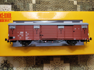 Отличная покраска, приятный цвет, чёткая тампопечать, масса мелочёвки. Нравится